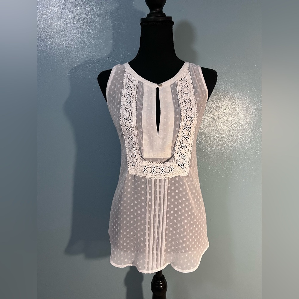 Black rainn white versatile tank